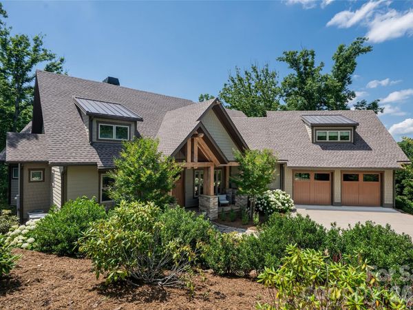 57 Villa Nova Drive, Asheville, NC 28804