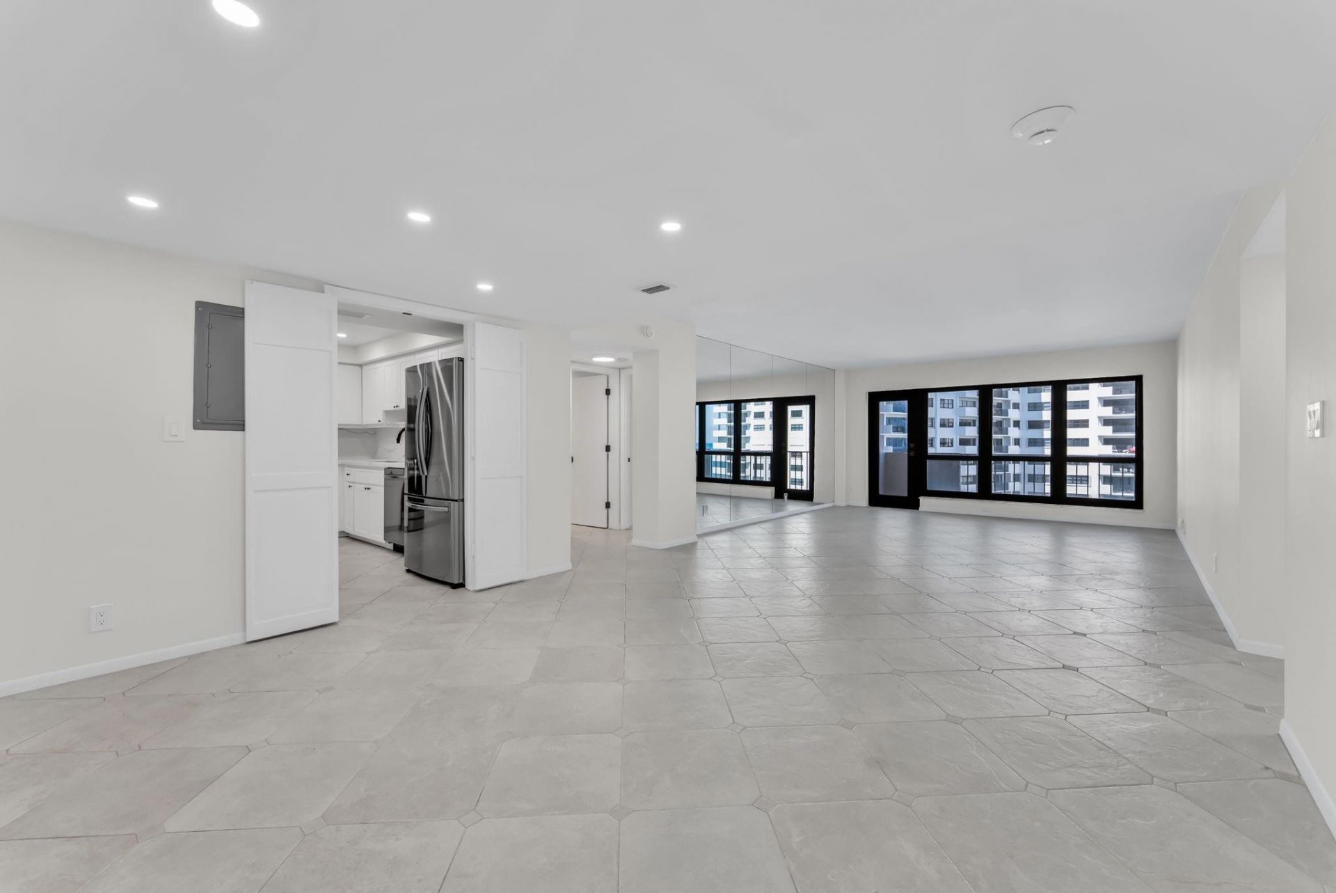 5000 N Ocean Boulevard, Unit 908, Lauderdale by the Sea, FL 33308 Photo