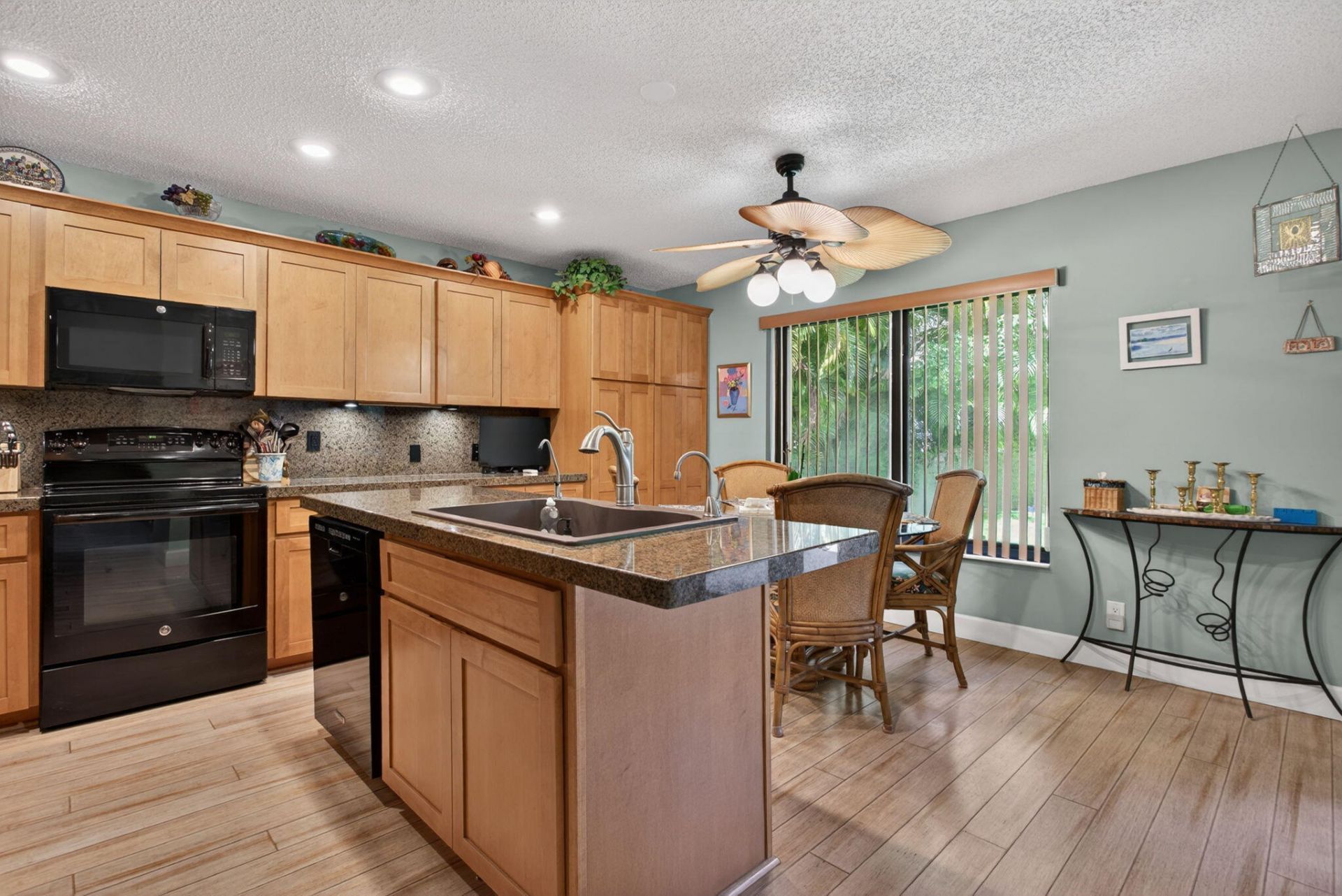 1311 NW 111th Way, Coral Springs, FL 33071 Photo