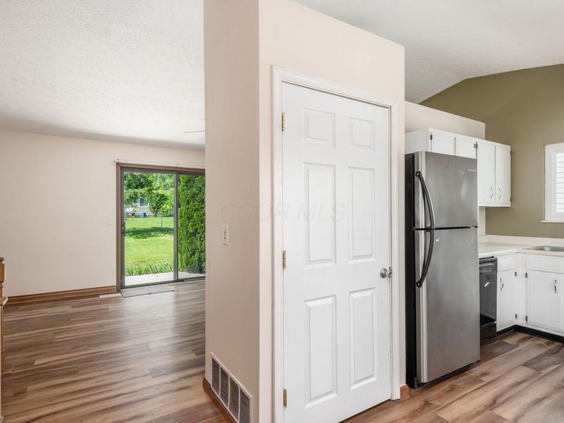 1782 Lone Prairie Drive, Powell, OH 43065 Photo 6