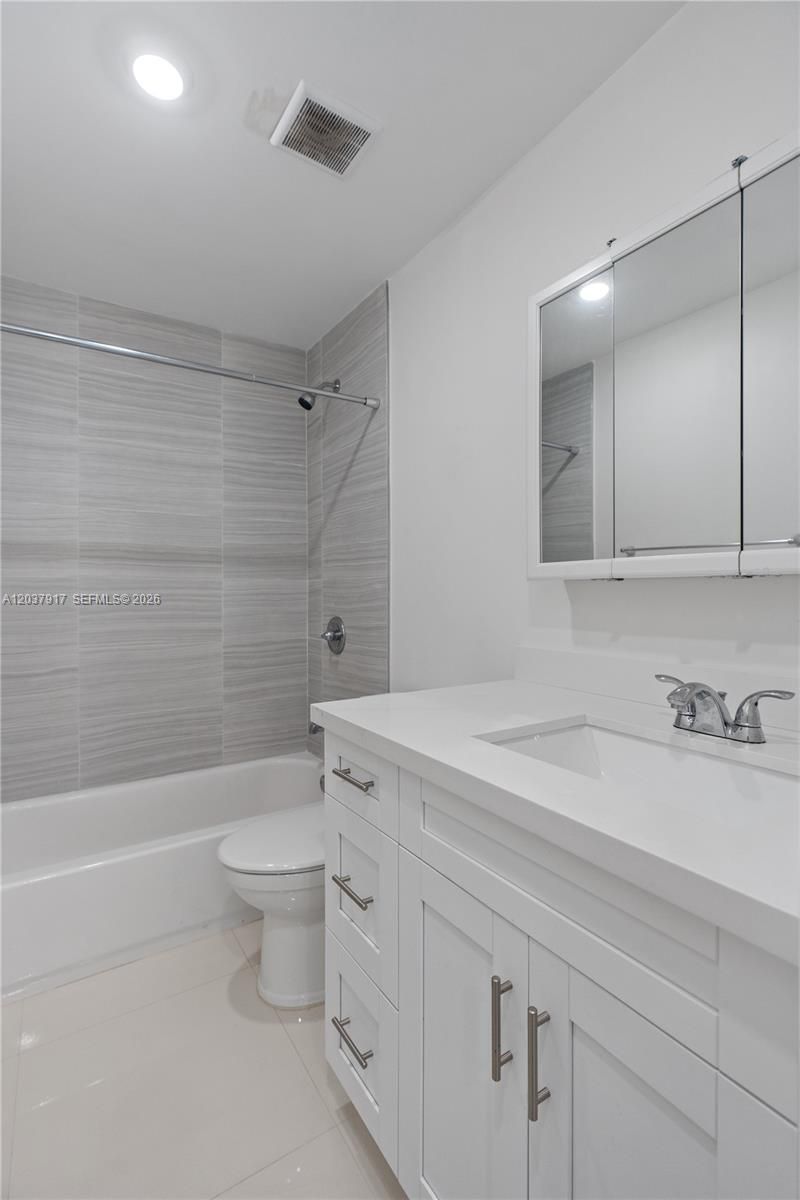 10501 SW 53rd St , Miami, FL 33165 Photo