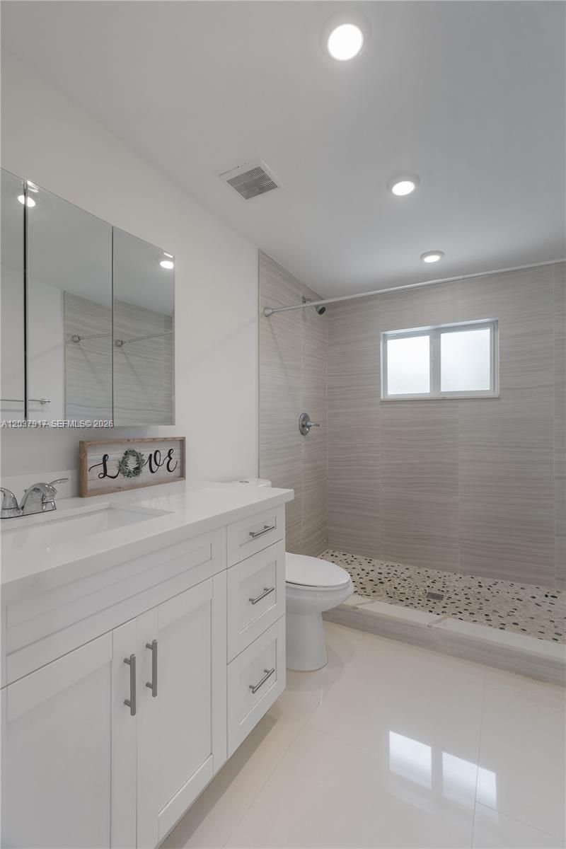 10501 SW 53rd St , Miami, FL 33165 Photo