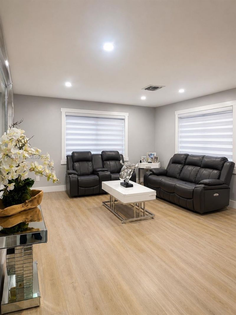 4280 NW 171st St, Miami Gardens, FL 33055 Photo