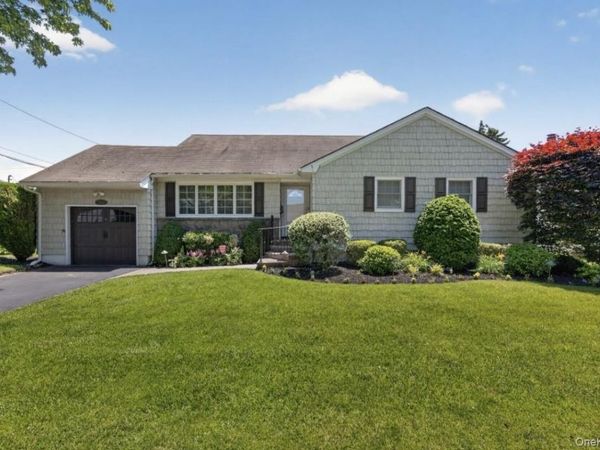 1468 Tyler Avenue , East Meadow, NY 11554
