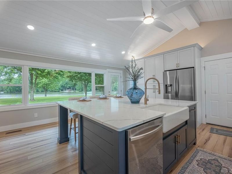 1091 Sylvan Shores Drive, South Vienna, OH 45369 Photo 3