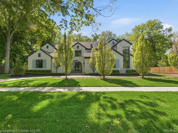 1551 LAKESIDE Drive, Birmingham, Mi 48009