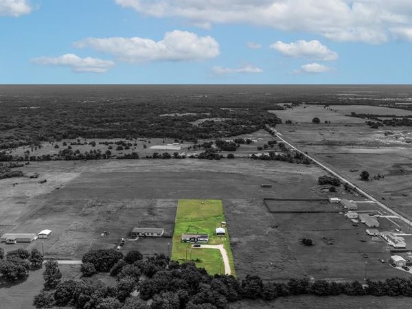 2871 County Road 1076, Celeste, TX 75423