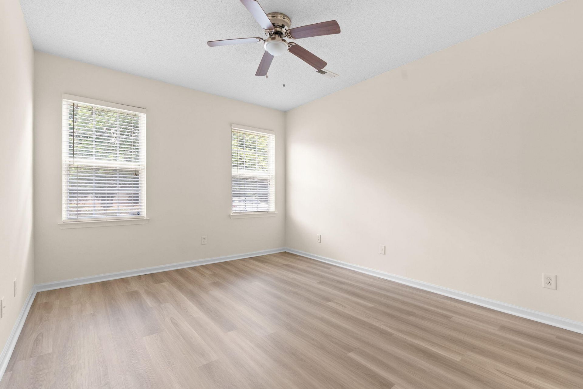 263 Brookshire Road Photo 17