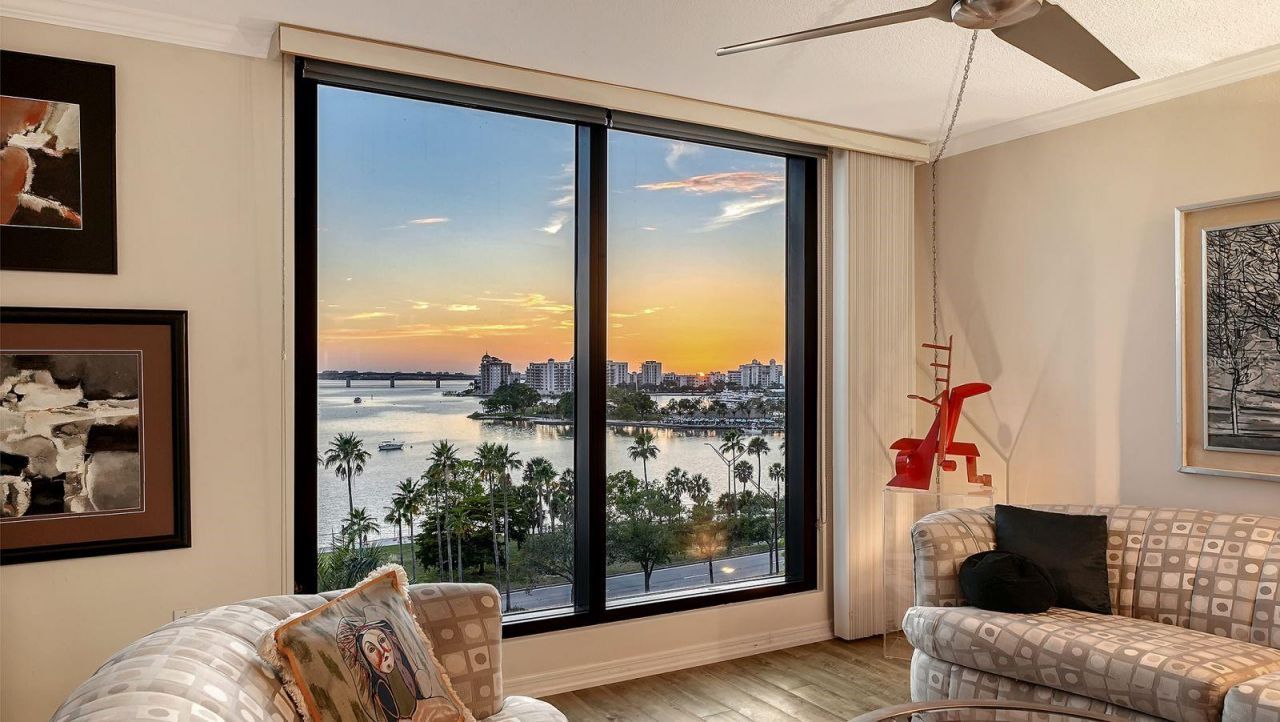 707 S Gulfstream Avenue , Unit 705, Sarasota, FL 34236 Photo