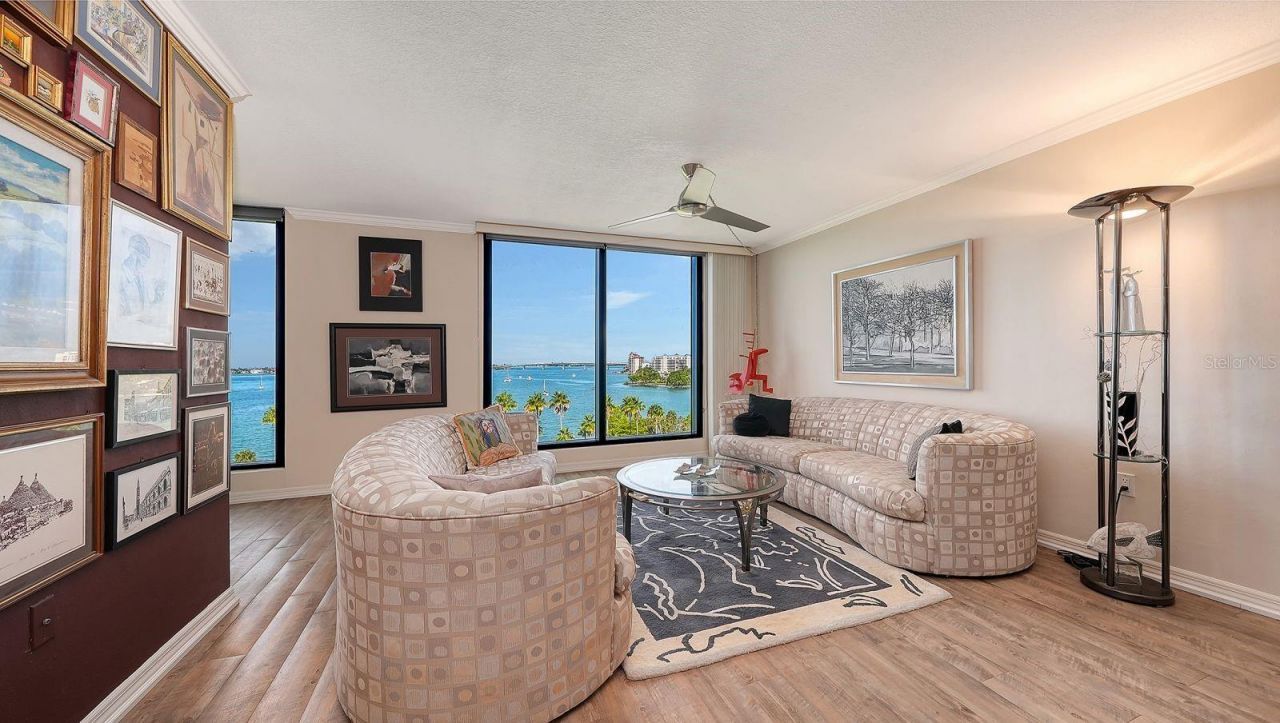 707 S Gulfstream Avenue , Unit 705, Sarasota, FL 34236 Photo