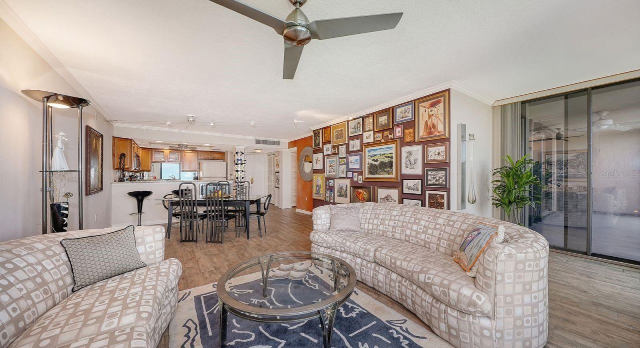 707 S Gulfstream Avenue , Unit 705, Sarasota, FL 34236 Photo