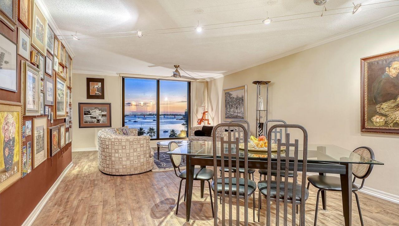 707 S Gulfstream Avenue , Unit 705, Sarasota, FL 34236 Photo