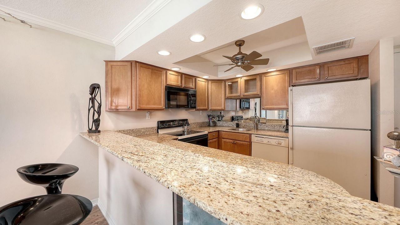 707 S Gulfstream Avenue , Unit 705, Sarasota, FL 34236 Photo
