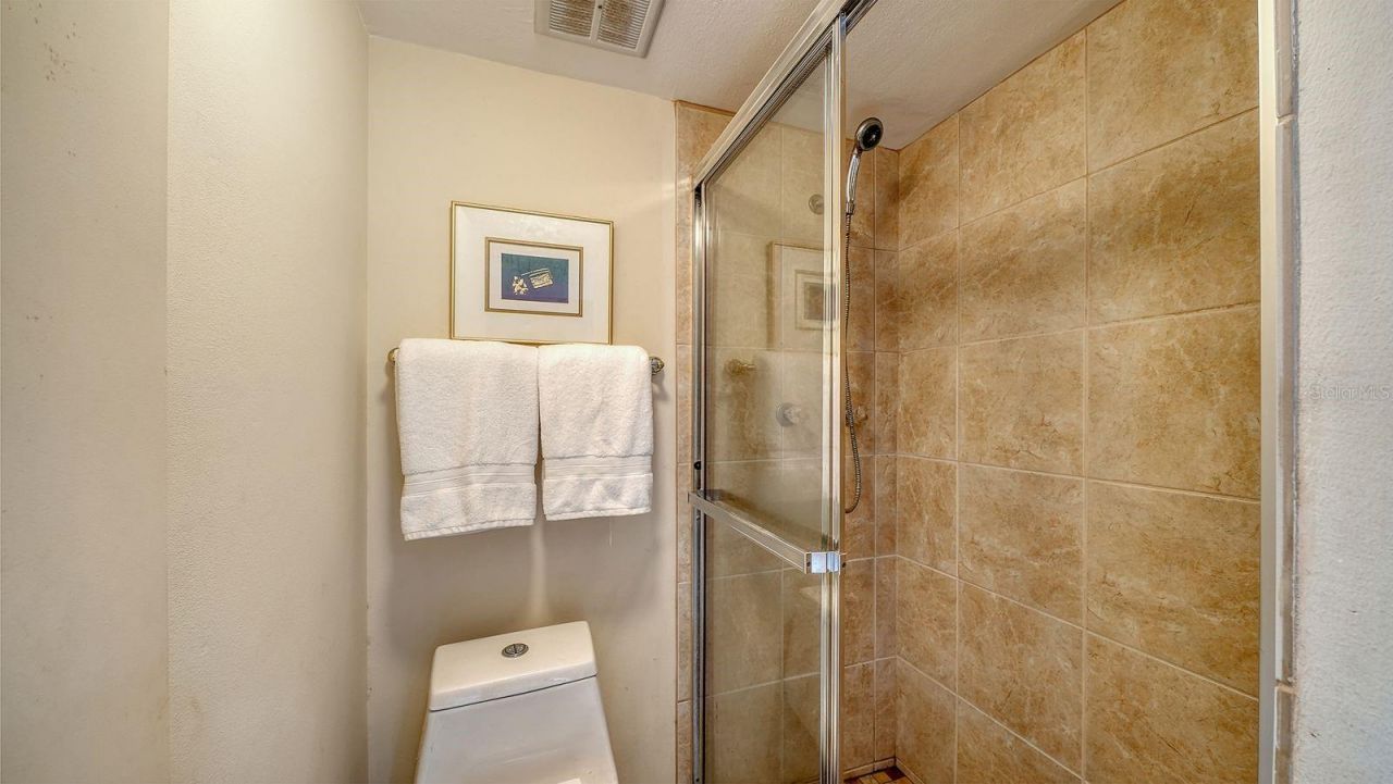 707 S Gulfstream Avenue , Unit 705, Sarasota, FL 34236 Photo