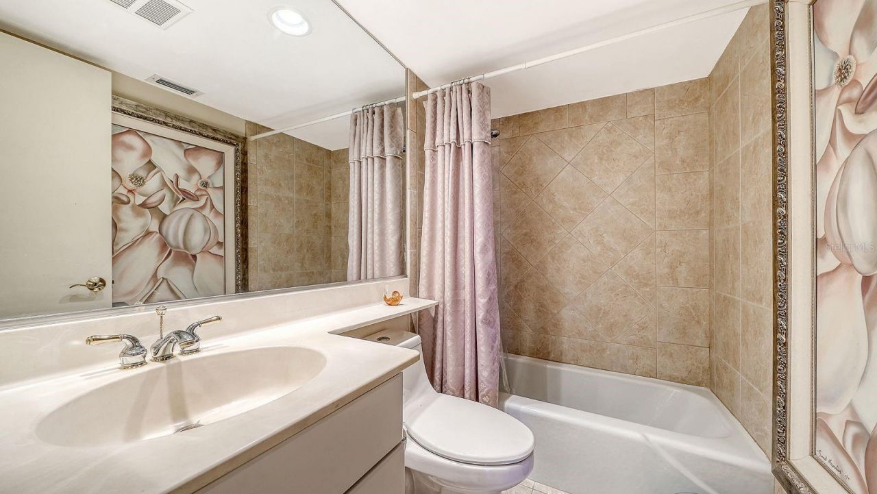 707 S Gulfstream Avenue , Unit 705, Sarasota, FL 34236 Photo
