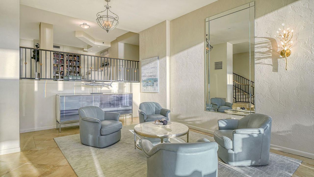 707 S Gulfstream Avenue , Unit 705, Sarasota, FL 34236 Photo