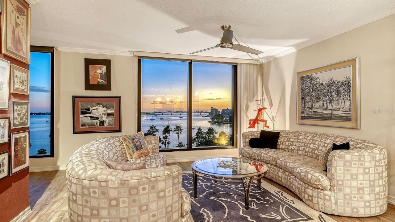 707 S Gulfstream Avenue , Unit 705, Sarasota, FL 34236 Photo