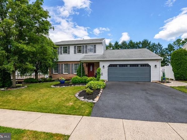 1404 FREDRICK BOULEVARD, READING, PA 19605