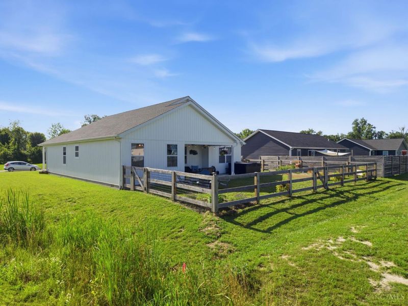 112 Ella Rose Drive, Sterling Twp, OH 45154 Photo 5