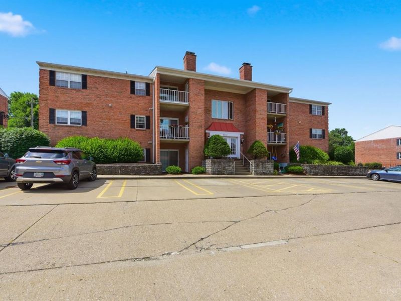 5346 Werk Road, Unit D1, Cincinnati, OH 45248 Photo 3
