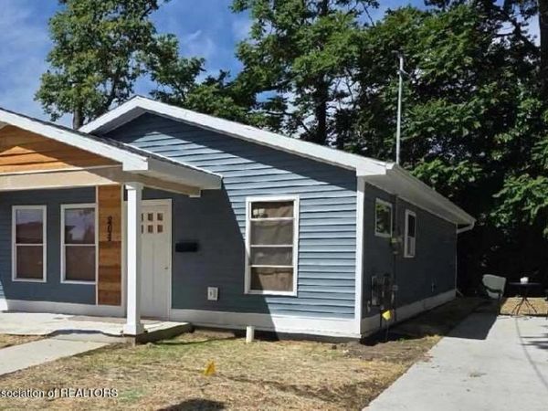 204 N Van Dorn Street, Jackson, MI 49201