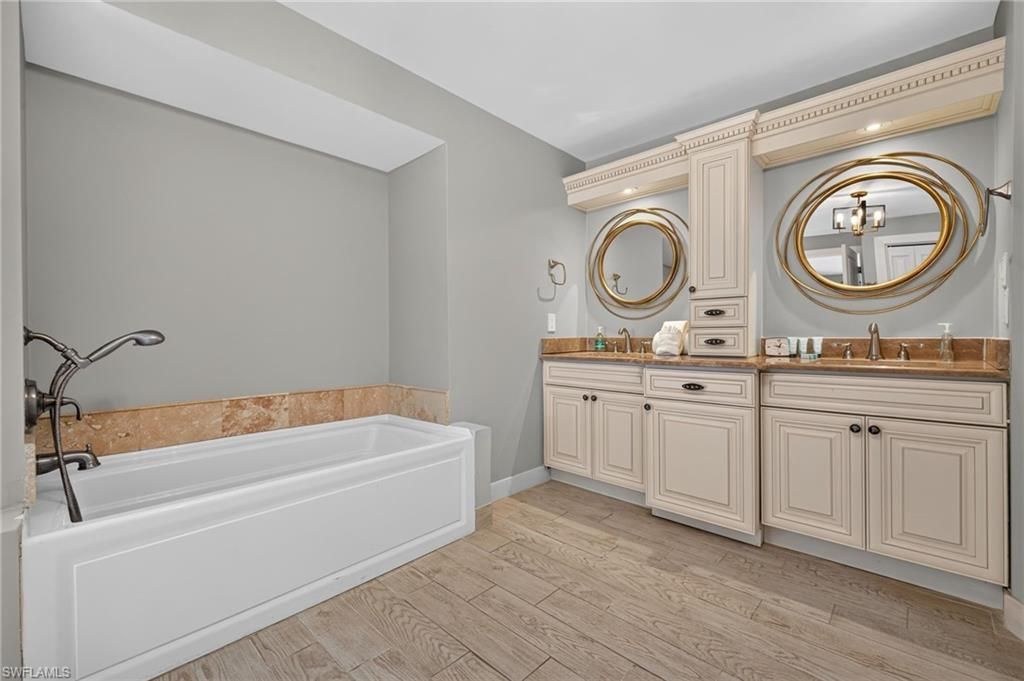 1206 Par View Dr, Sanibel, FL 33957 Photo