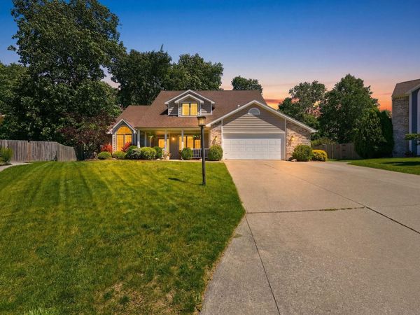 10412 Sun Hollow Place, Fort Wayne, IN 46818