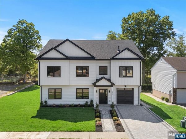 24 Richard Scott Court, NORTH HALEDON, NJ 07508