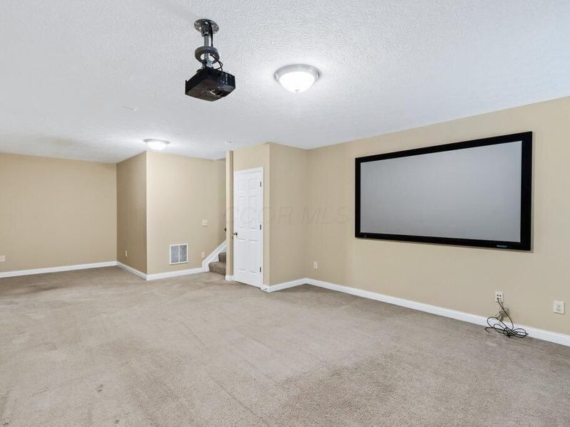 375 Giovanna Avenue, Columbus, OH 43213 Photo 18