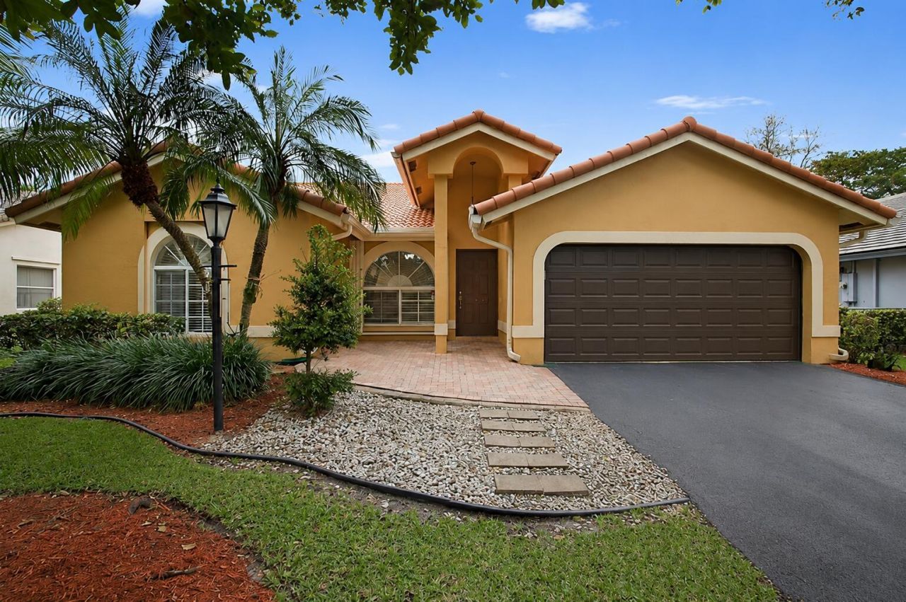 10325 NW 48th Court Coral Springs, FL 33076