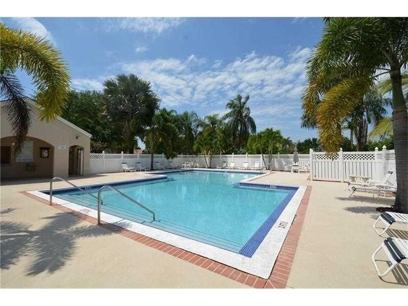 10325 NW 48th Court, Coral Springs, FL 33076 Photo