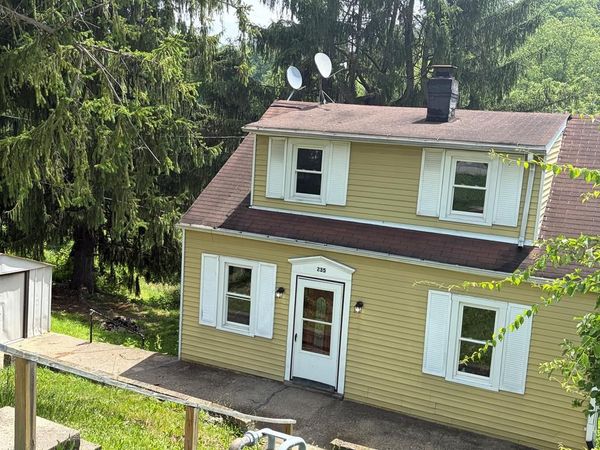 235 Incline Avenue, Wheeling, WV 26003