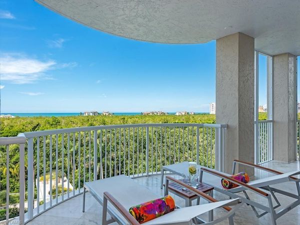 7117 Pelican Bay Blvd, Unit 507, NAPLES, FL 34108