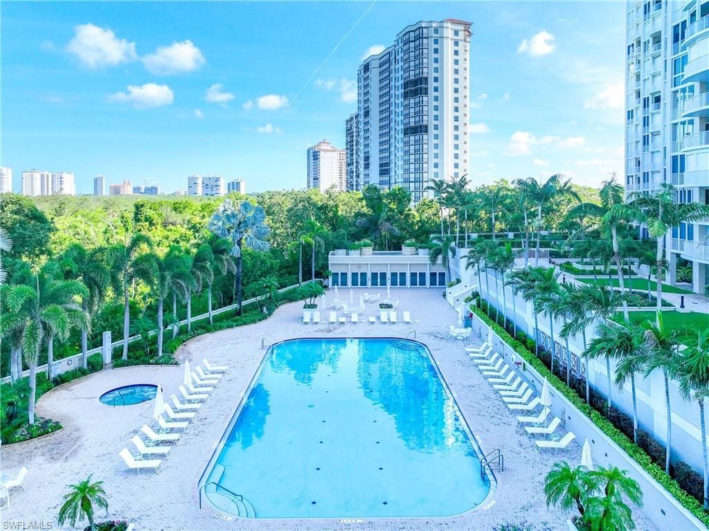7117 Pelican Bay Blvd, Unit 507, Naples, FL 34108 Photo