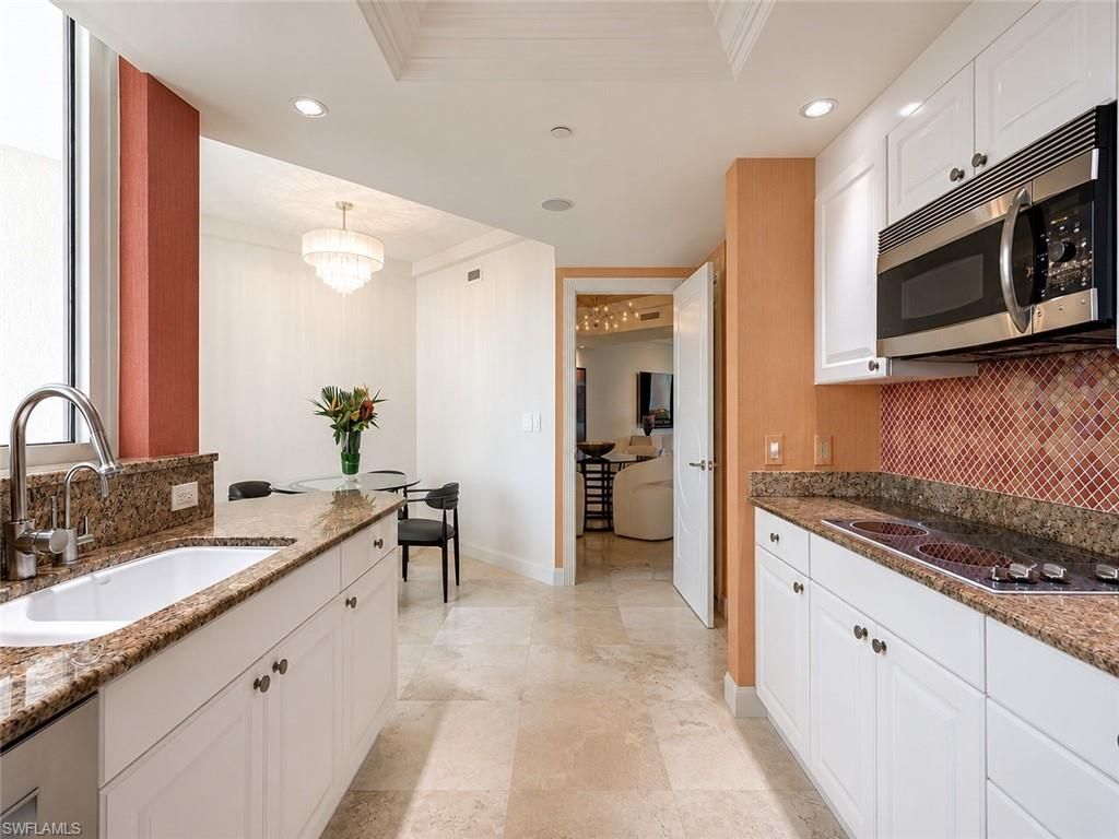 7117 Pelican Bay Blvd, Unit 507, Naples, FL 34108 Photo