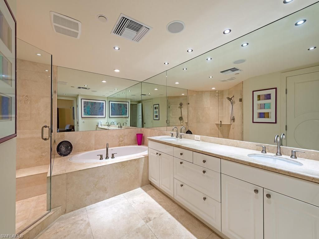 7117 Pelican Bay Blvd, Unit 507, Naples, FL 34108 Photo