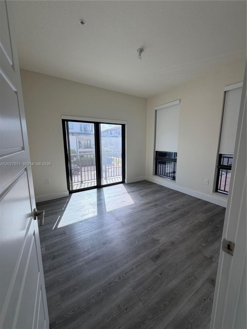 4700 NW 84th Ave, Unit 18, Doral, FL 33166 Photo
