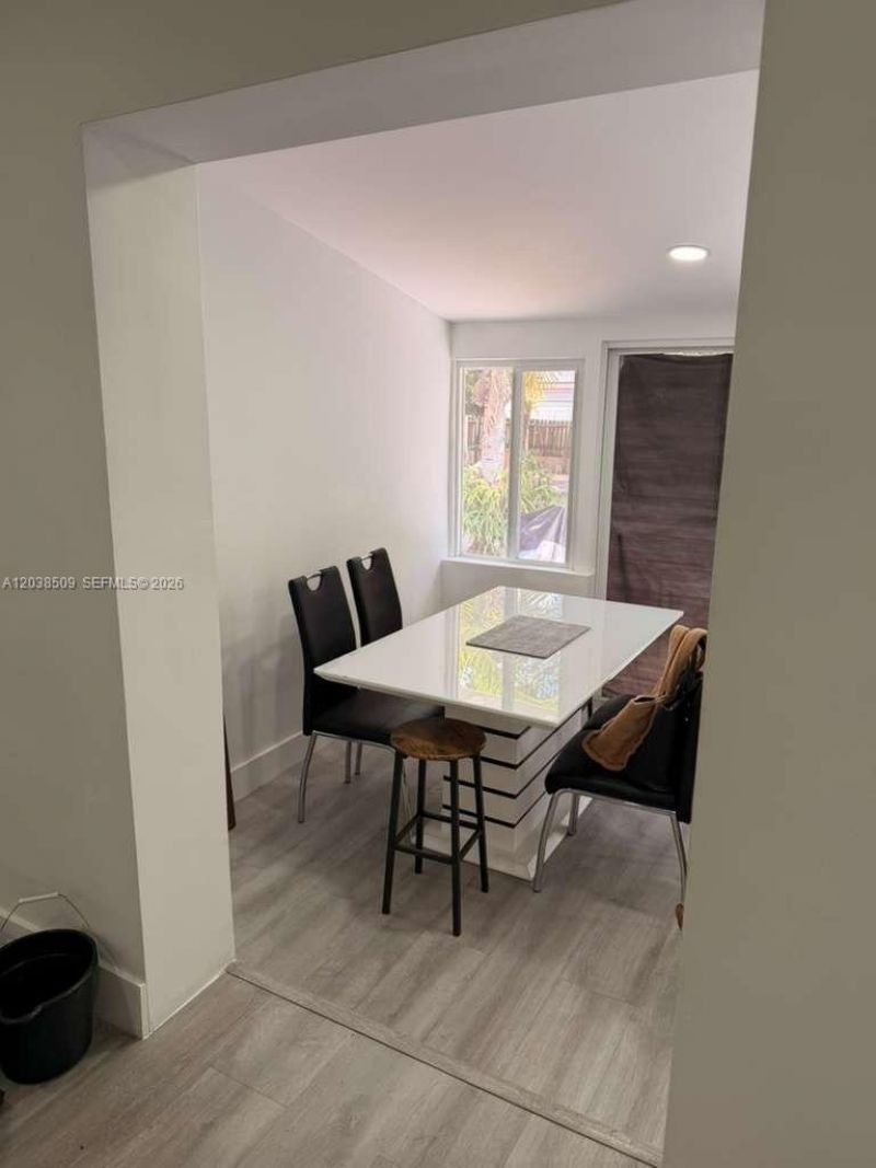 2920 SW 15th St , Miami, FL 33145 Photo