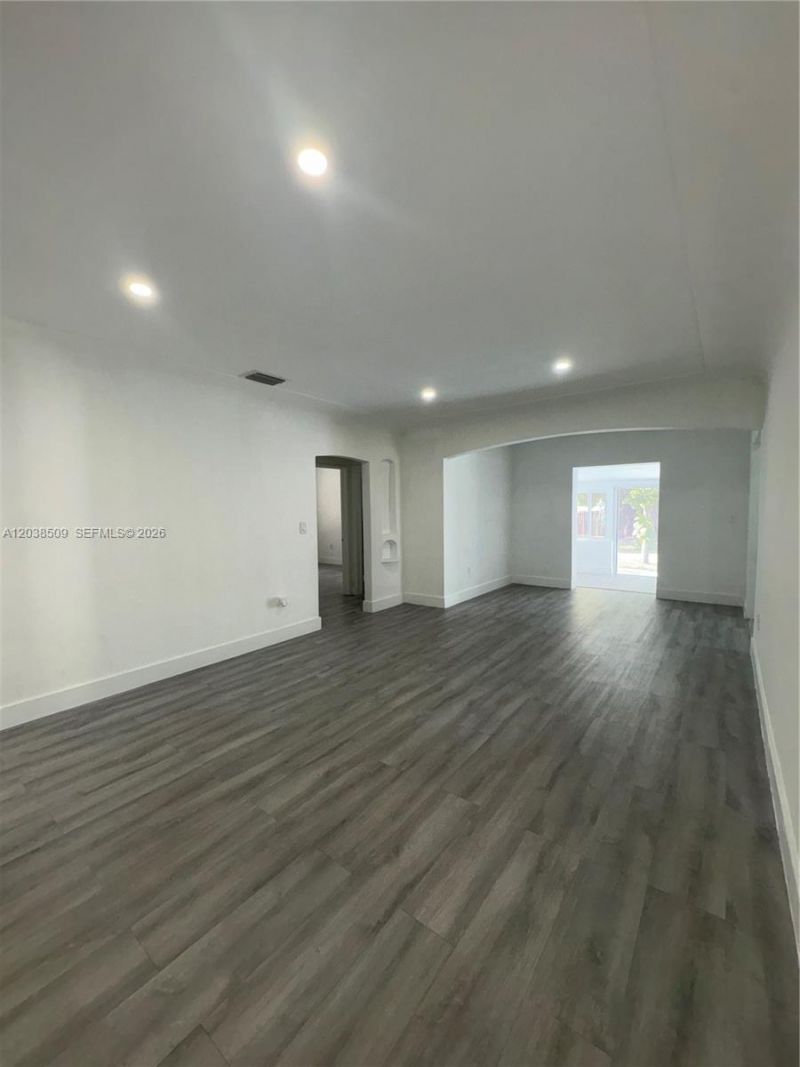 2920 SW 15th St , Miami, FL 33145 Photo