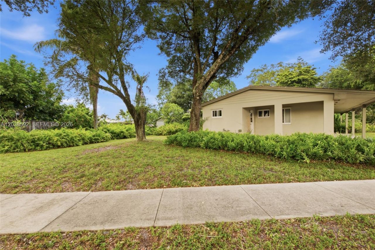 4891 NW 5th St , Plantation, FL 33317 Photo