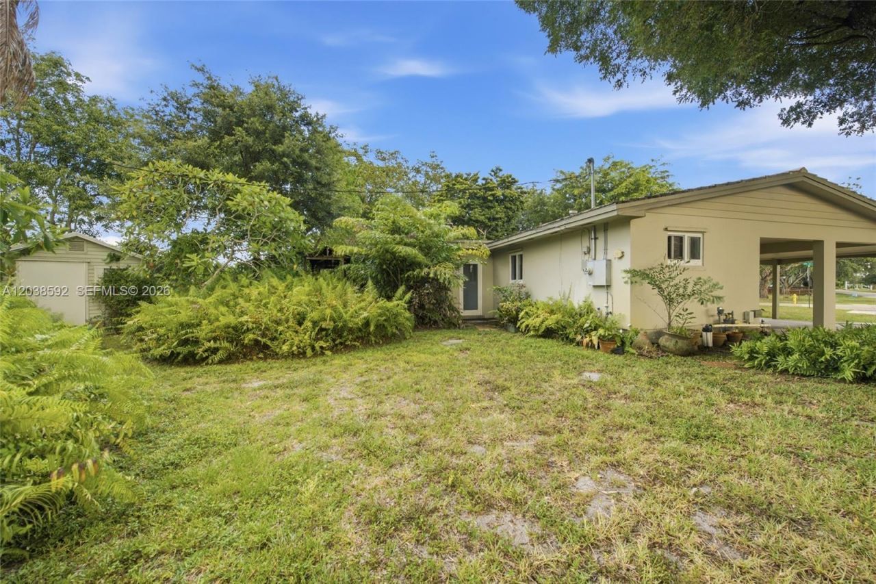 4891 NW 5th St , Plantation, FL 33317 Photo