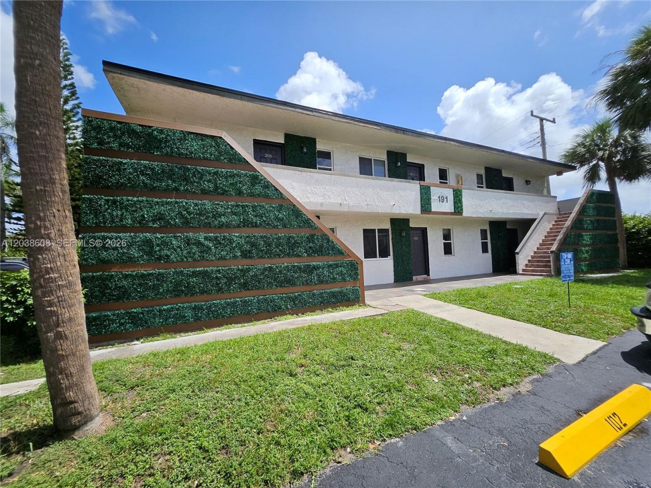 191 SW 15th St , Unit 202, Pompano Beach, FL 33060 Photo