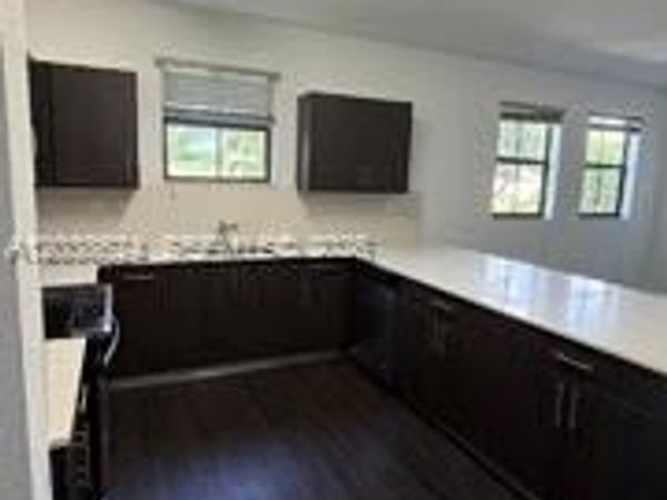 15500 SW 136th St. , Unit 6-211, Miami, FL 33196