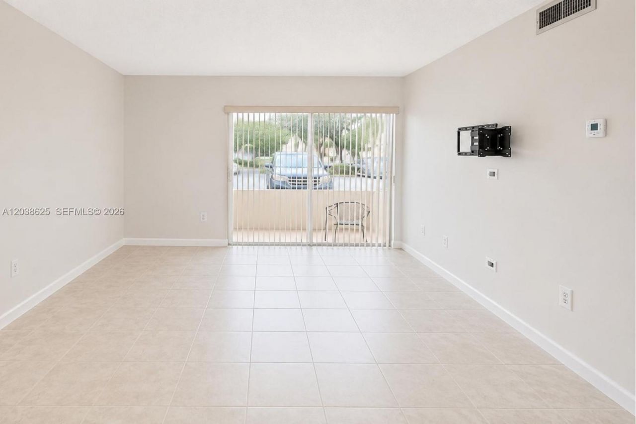 7745 SW 86th St, Unit D-118, Miami, FL 33143 Photo