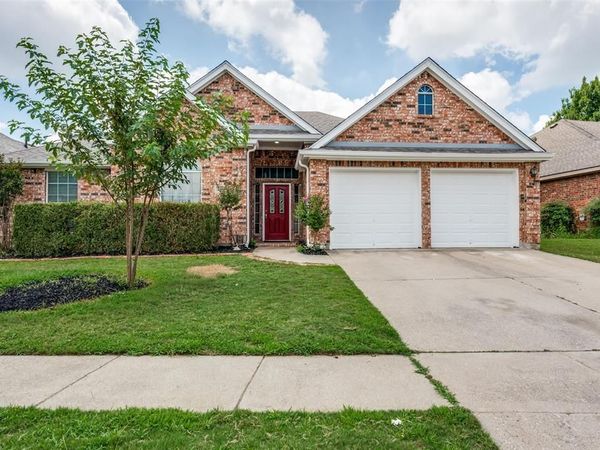 2308 Bear Run Road, Arlington, TX 76001