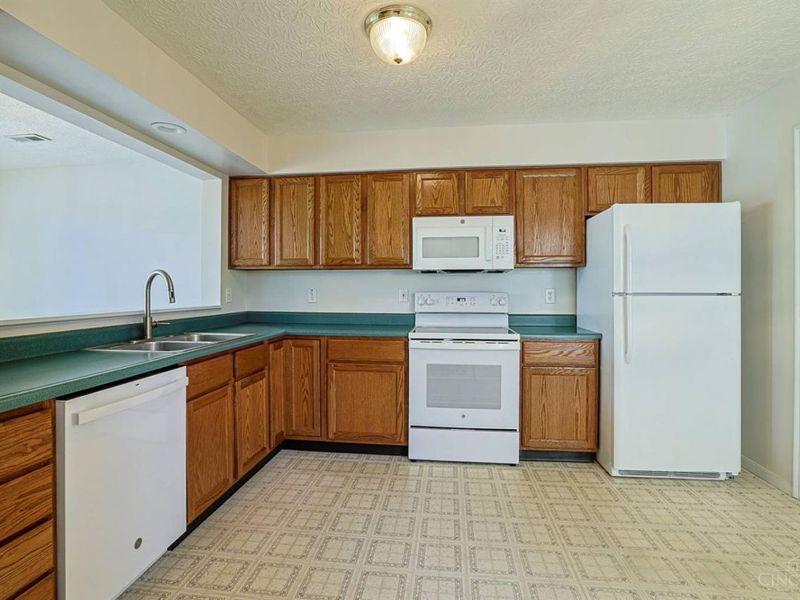 4153 Lakeknoll Drive, Mason, OH 45040 Photo 10