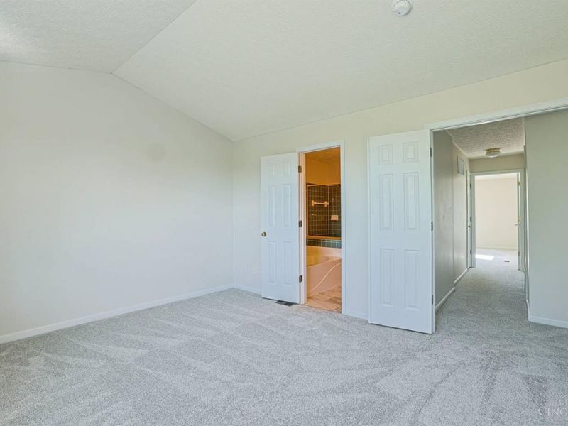 4153 Lakeknoll Drive, Mason, OH 45040 Photo 14