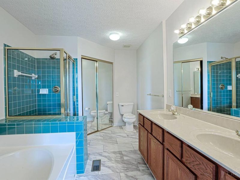 4153 Lakeknoll Drive, Mason, OH 45040 Photo 15