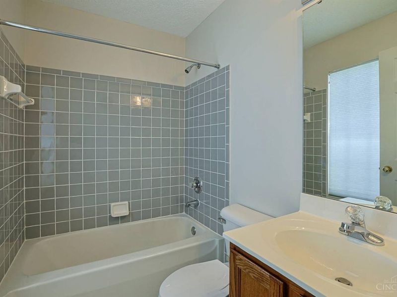 4153 Lakeknoll Drive, Mason, OH 45040 Photo 21