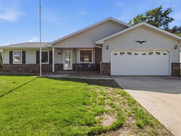 611 Delmar Drive , Champaign, IL 61822